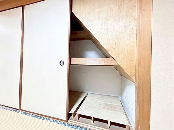 小倉南区上吉田　中古戸建て♪バス停徒歩5分♪ドラッグストア・コンビニ徒歩14分♪