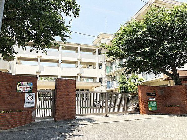 【長尾小学校】 ●長行小学校 690m