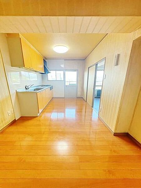 霧ヶ丘ハイマート　マンション♪ペット相談♪角部屋♪コンビニまで徒歩約2分♪霧丘中学校まで徒歩約3分♪