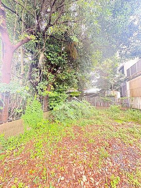 小倉南区葛原元町　中古戸建て♪コンビニまで徒歩約6分♪平坦地♪土地面積約110坪♪納戸があります♪