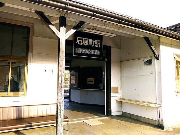 【ＪＲ日田彦線『石原町』駅】田園景色が広がり、数分歩くと自然豊かな山々が顔を出します。のんびり旅ができますね♪ 4165m