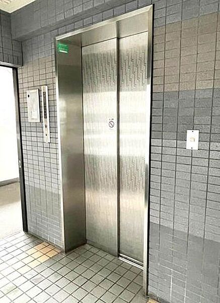 ホワイトキャッスル二島 3LDK　2026年8月内装リフォーム♪角部屋♪LDK18帖以上♪買物便利♪