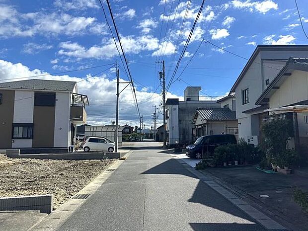 前面道路含む現地写真