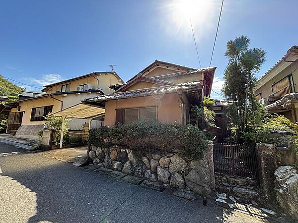 外観：325000108330