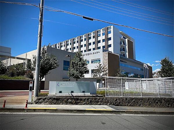 地方独立行政法人神奈川県立病院機構神奈川県立がんセンター 徒歩14分。 1100m