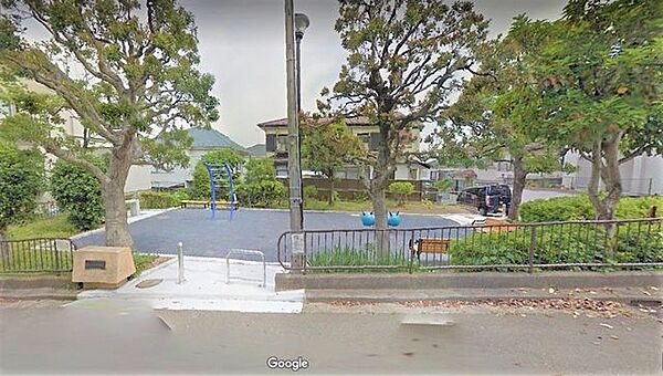 今宿神成谷第四公園 徒歩3分。 250m