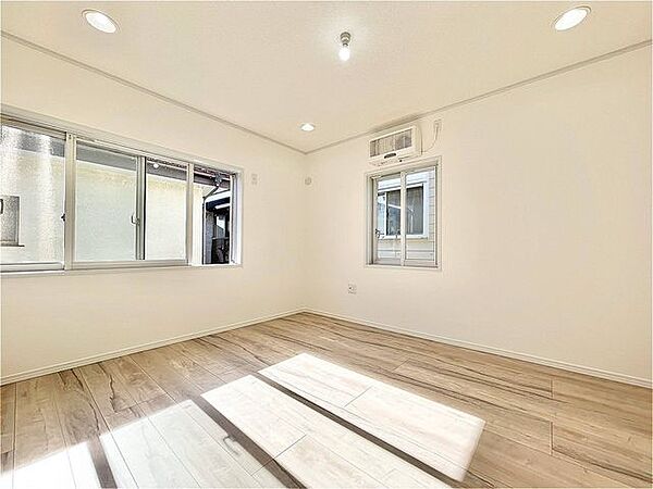 洋室6.4帖