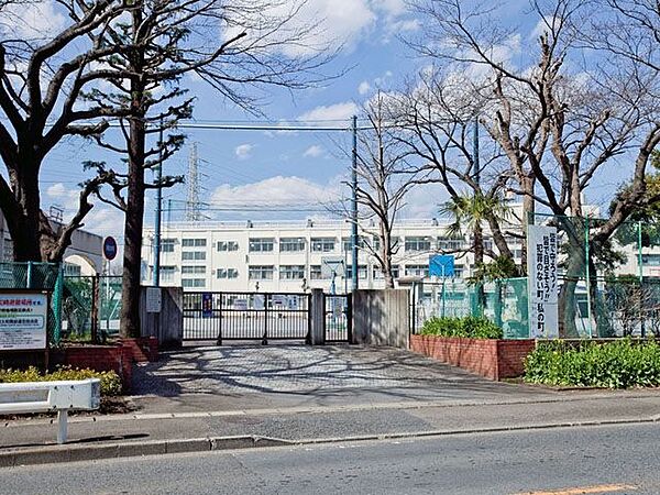 横浜市立原小学校 徒歩10分。 800m