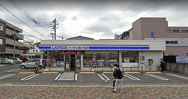 ローソン ＬＴＦ大和東店 徒歩2分。 150m