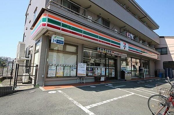 セブンイレブン 大和林間2丁目店 徒歩2分。 110m