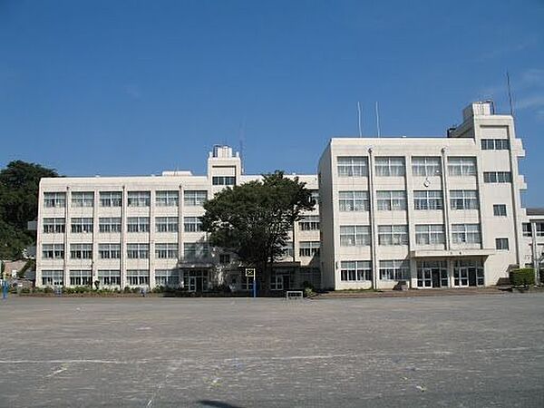 大和市立大和東小学校 徒歩13分。 1030m