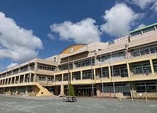 横浜市立下郷小学校 徒歩4分。 270m