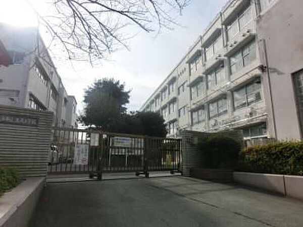 横浜市立汲沢小学校 徒歩18分。 1420m