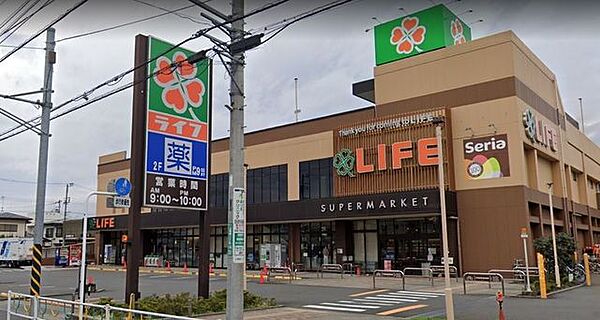 ライフ 上鶴間店 徒歩13分。 1030m