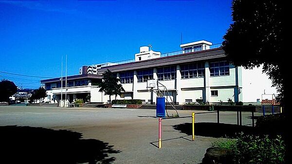 座間市立旭小学校 徒歩5分。 330m
