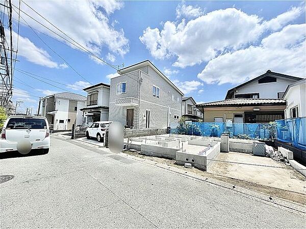 前面道路を含む外観現況