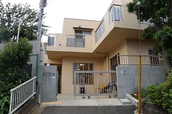 土と愛子供の家保育所 徒歩6分。 500m