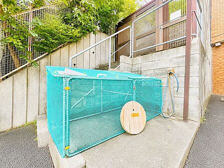 ゴミ捨て場