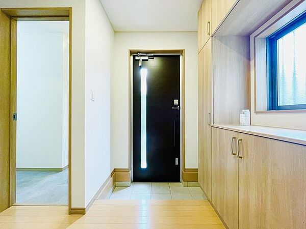 シューズボックス