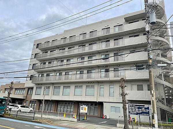 医療法人社団哺育会桜ヶ丘中央病院 徒歩17分。 1340m