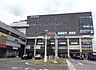 周辺：IKOZA 徒歩12分。 930m