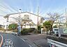 周辺：藤沢市立明治小学校 徒歩16分。 1300m