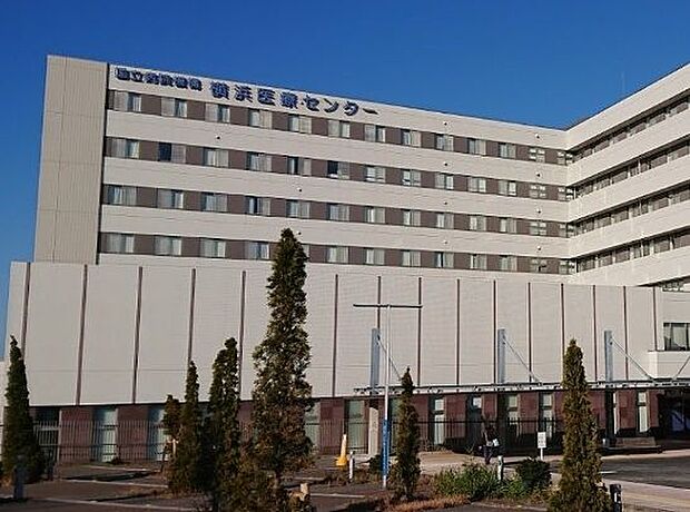 独立行政法人国立病院機構横浜医療センター 徒歩7分。 550m