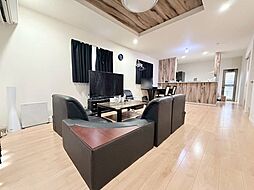 瀬戸市八幡台1丁目　中古戸建 5LDKのリビング/ダイニング