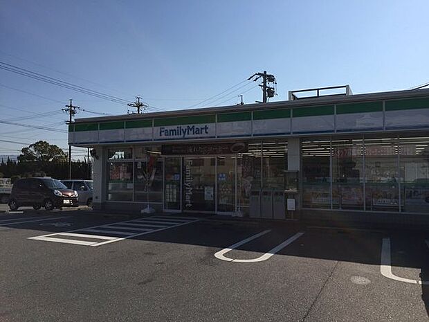 ファミリーマート瀬戸南山町店ファミリーマート瀬戸南山町店 490m