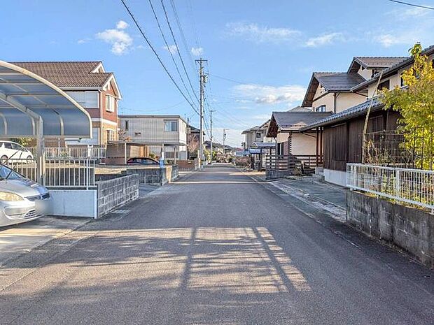 前面道路含む現地写真