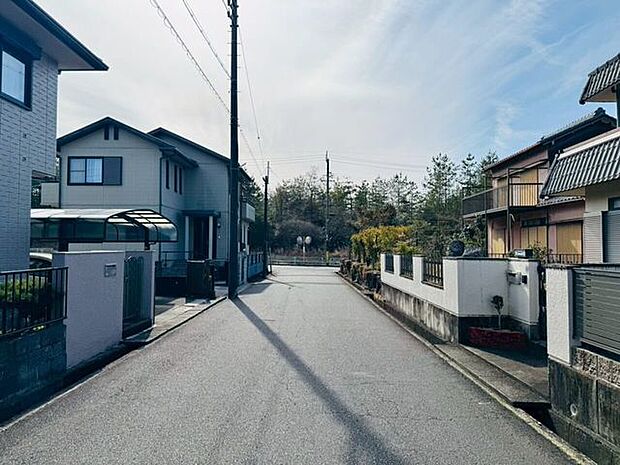 前面道路含む現地写真