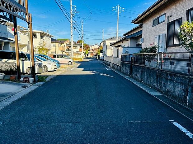 前面道路含む現地写真