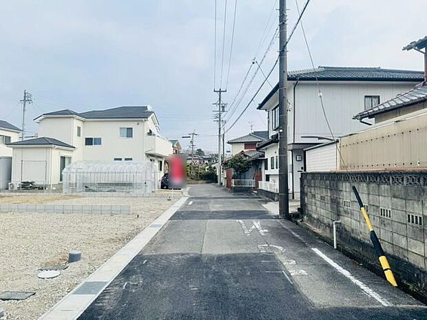 前面道路含む現地写真