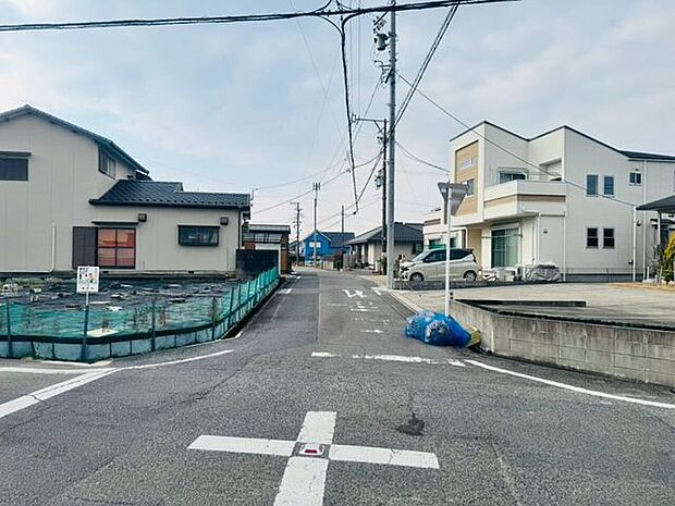 前面道路含む現地写真