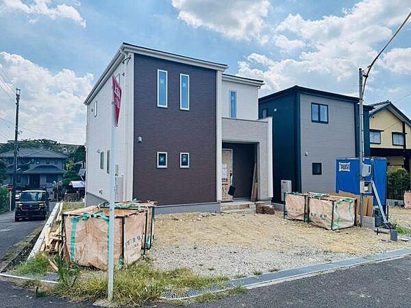 住宅購入の不安を一緒に解消しませんか？資金計画やローンの仕組みを分かりやすくご案内し、安心して住まい探しを進められるよう全力でサポートします！お気軽にご相談ください。お客様のペースに合わせて進めます！