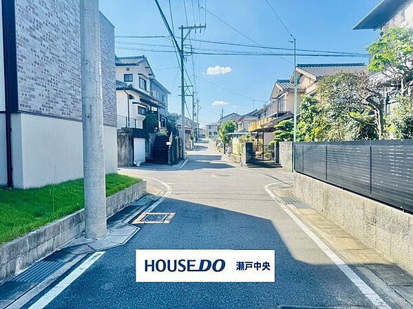 【小中学校まで徒歩10分以内！】3LDK+小屋裏収納◎下志段味小・志段味中！並列駐車2台！
