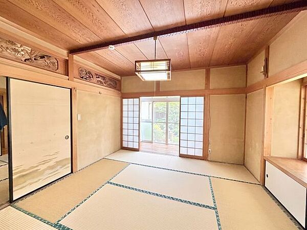 本画像はAIによるCG加工により家具を消去して作成したイメージです。実際の室内とは異なる場合がございますので、あらかじめご了承ください。なお、実際の状況につきましては現況を優先とさせていただきます。