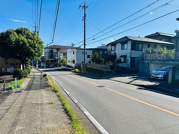 前面道路含む現地写真