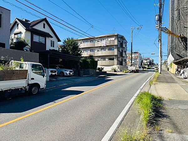 前面道路含む現地写真