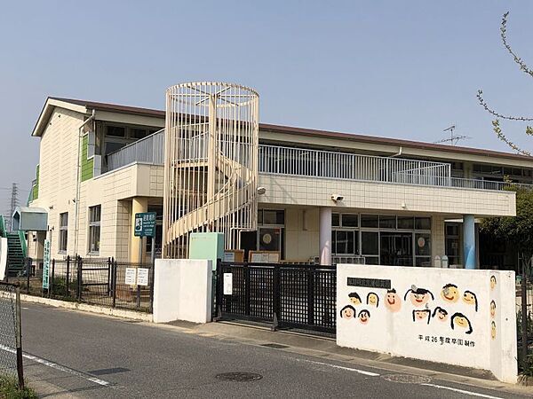 生路保育園まで　962m　徒歩約13分●手作りの遊具が豊富で、子どもたちが体全体で運動できる教育に力を入れています。【受入年齢・時間】3歳～5歳、7：30～18：00