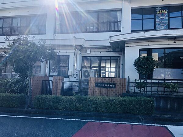 横川保育園まで　127m　徒歩約2分　バランスよくカリキュラムを組み、子供の考えを尊重した保育を行います。【受入年齢・時間】1歳～5歳、7：30～18：00