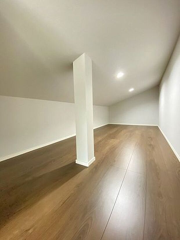 小屋裏収納！荷物の多いご家庭も安心♪
