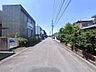 外観：前面道路含む現地写真