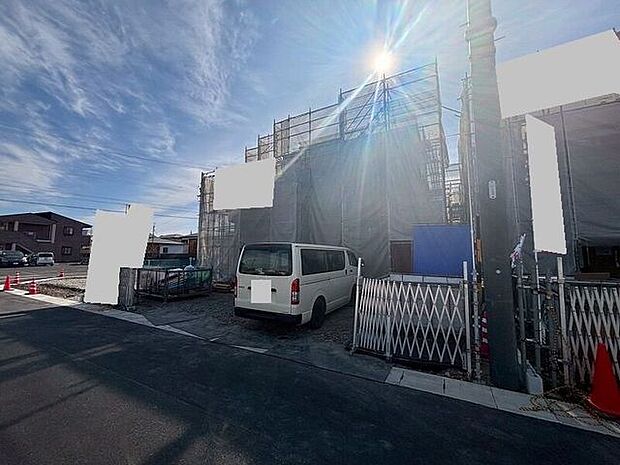 完成前の物件に限り、カラー選択やオプション工事 などのサービス特典が受けられる場合がございます。詳しくお知りになりたい方はお気軽にお問合せください。