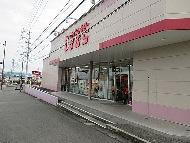 ファッションセンターしまむら可児店 700m