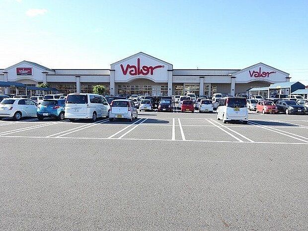 バロー 広見店車で5分 2500m