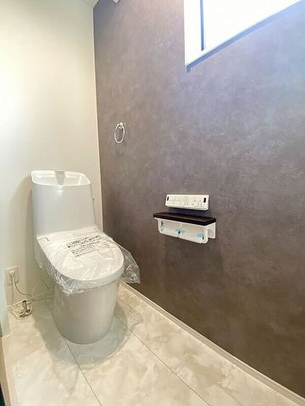 1Fトイレ　ウォシュレットトイレです。
