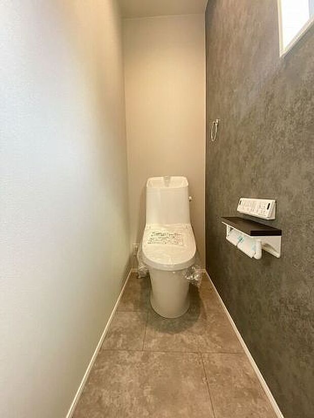 1Fトイレ　ウォシュレットトイレです。