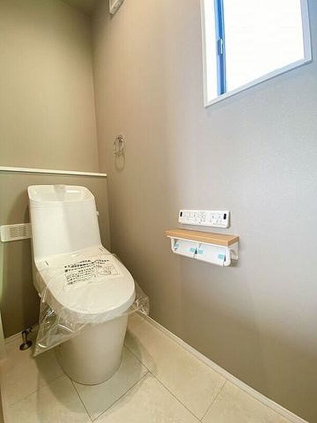1Fトイレ ウォシュレットトイレです。