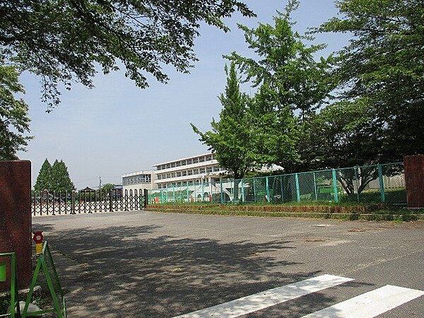 御嵩町立御嵩小学校 600m